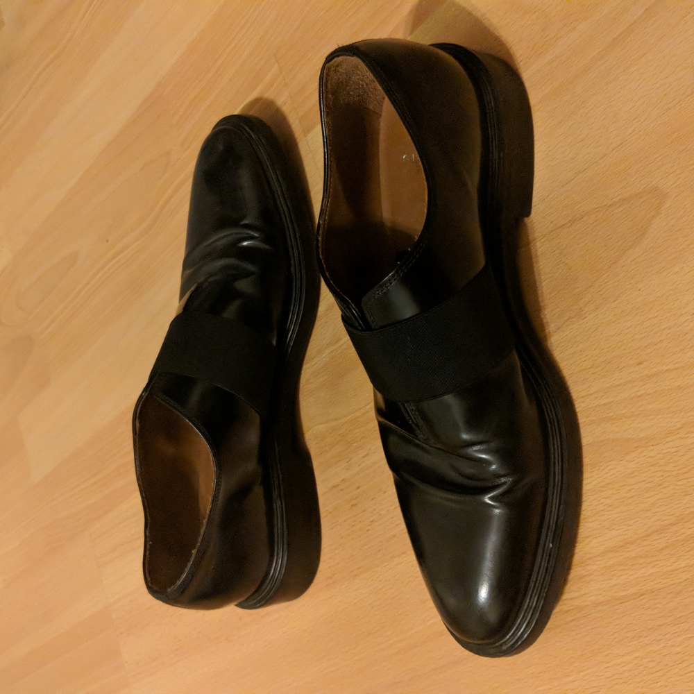 Givenchy Black Leather Dress Shoes (size 42)